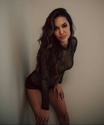 Анкета проститутки Кира - город Пеледуй, 32 года, №1654